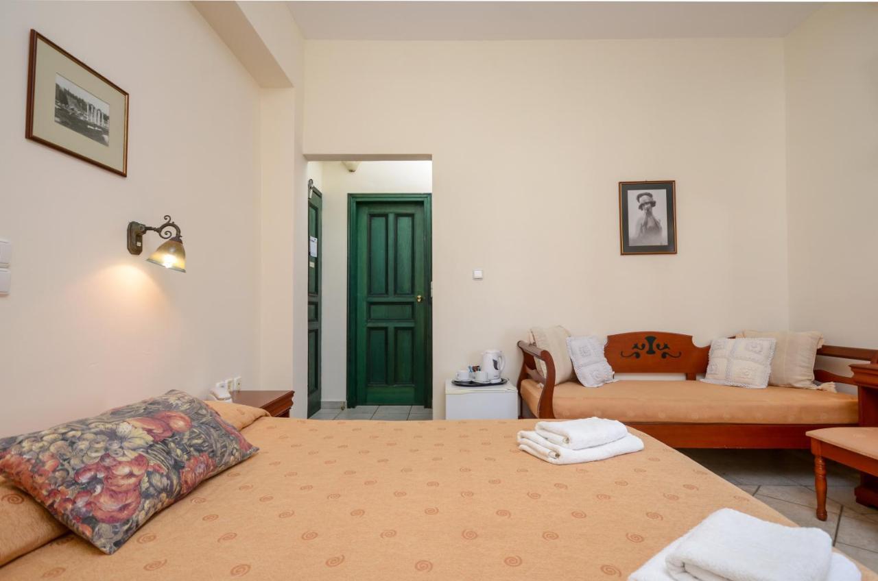 Apollon Hotel Naxos City Esterno foto