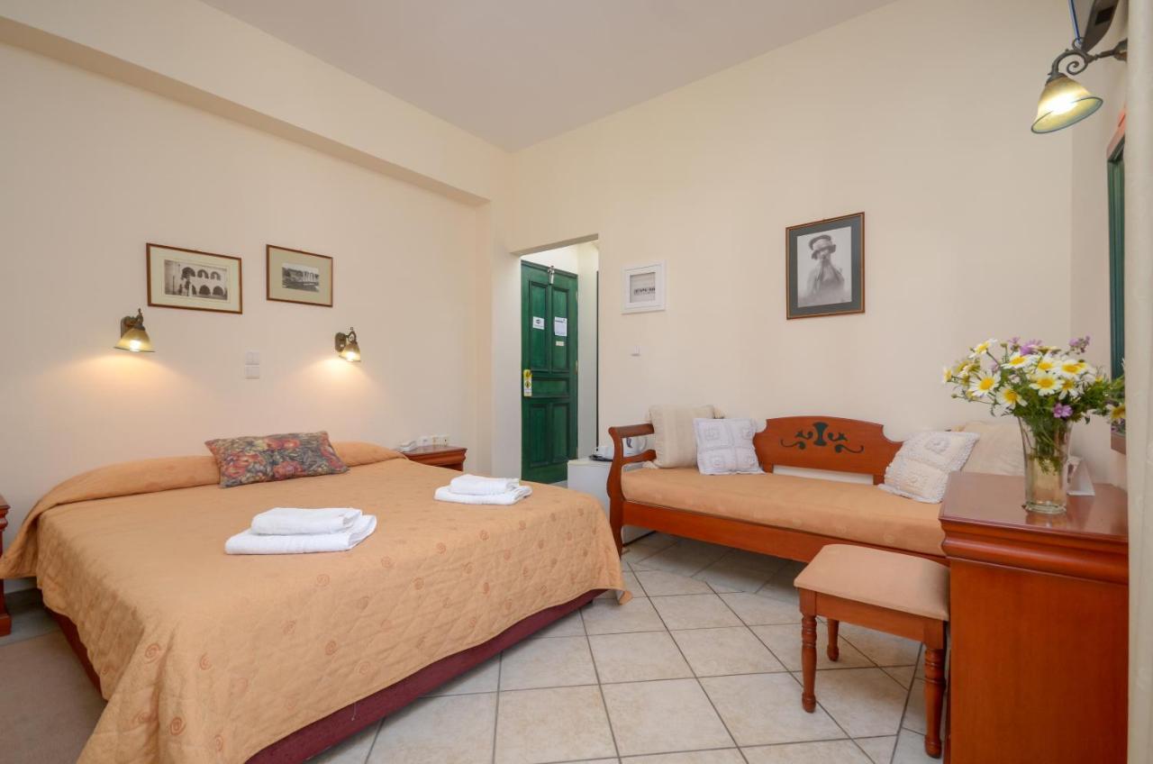 Apollon Hotel Naxos City Esterno foto