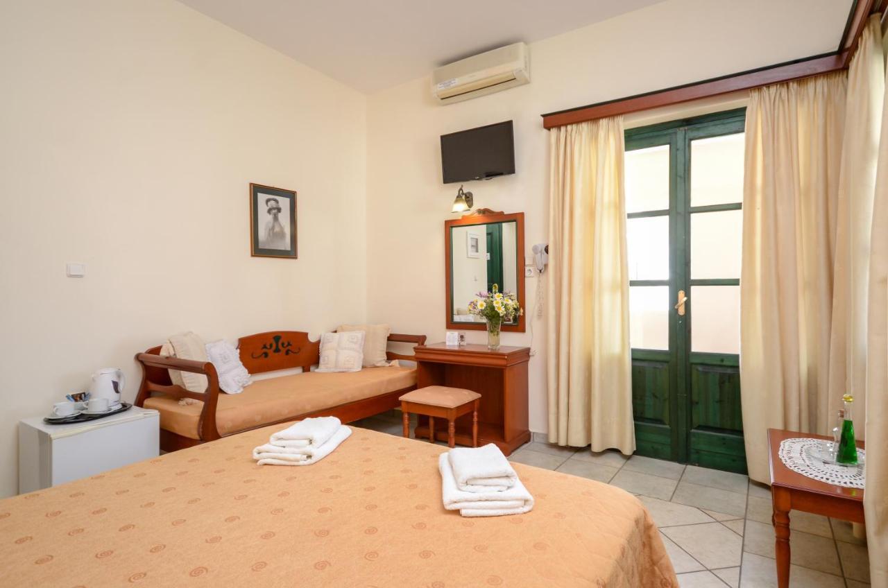 Apollon Hotel Naxos City Esterno foto