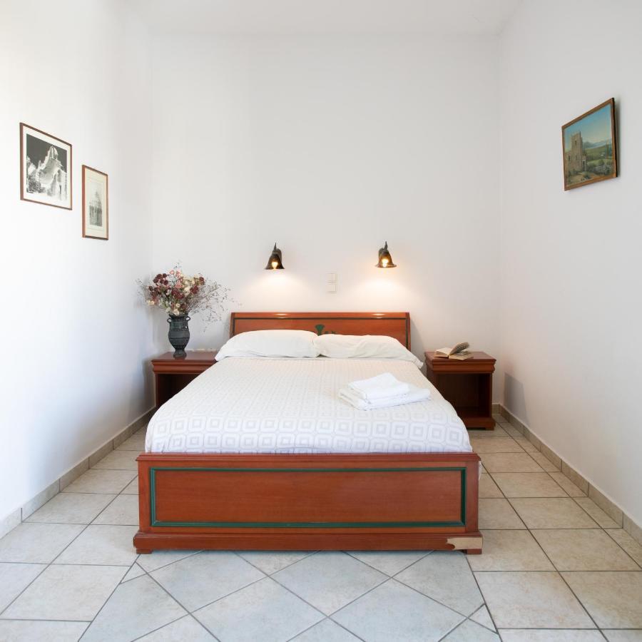 Apollon Hotel Naxos City Esterno foto